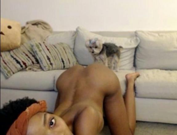 black girl bent over ready for doggie